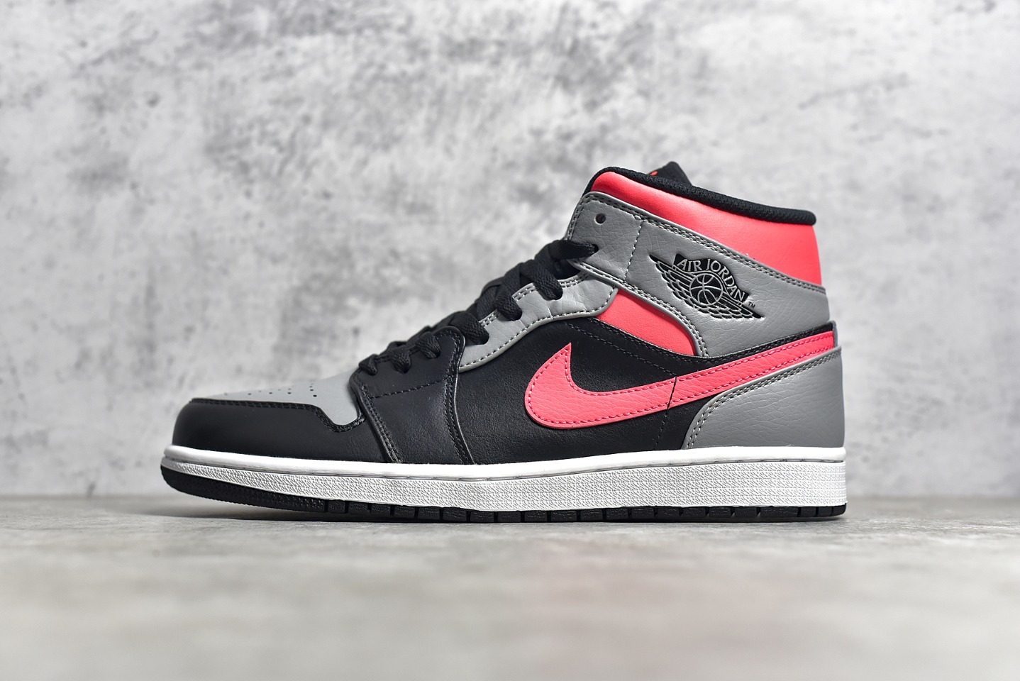 【男码】 市面唯一纯原级别 Air Jordan 1 MiD 粉影子 尺码 40 40.5 41 42 42.5 43 44 44.5 45 46