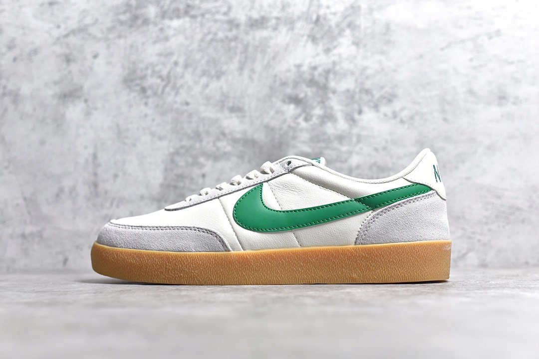 情侣款 J.Crew x Nike 联名 Killshot II Leather 采用米白色皮革制作鞋身，蓝色 Swoosh 点缀其中，最后搭载棕色生胶大底，流露出满满的复古气气息！ size:36 36.5 37.5 38 38.5 39 40 40.5